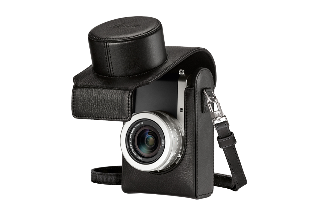 D-Lux-7_Case_black_offen_RGB