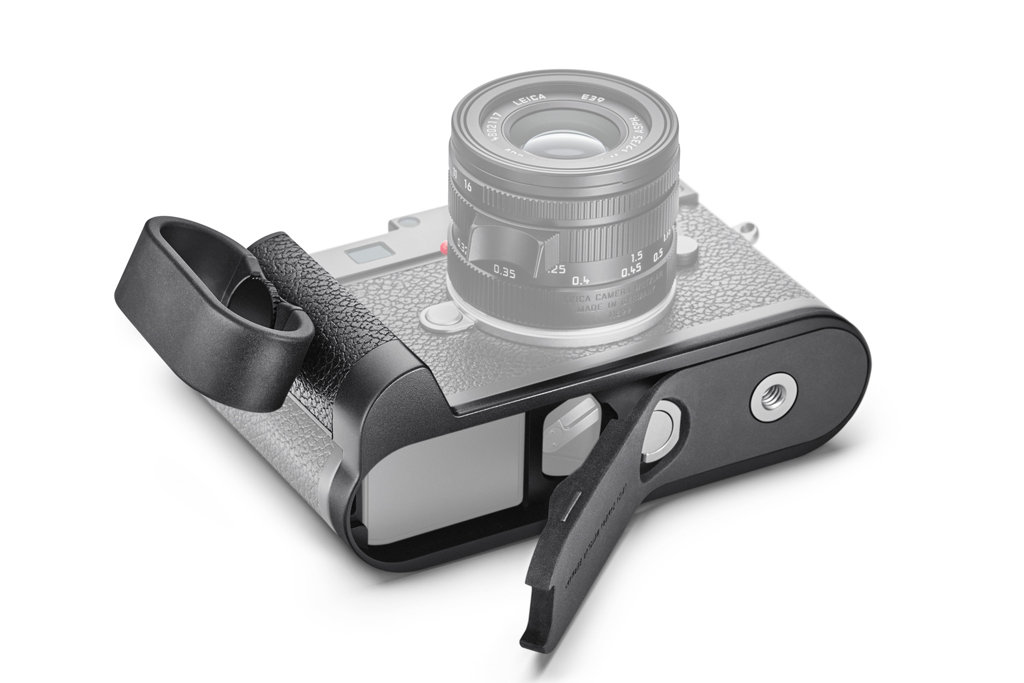 24025 Leica M11 handgrip black angle