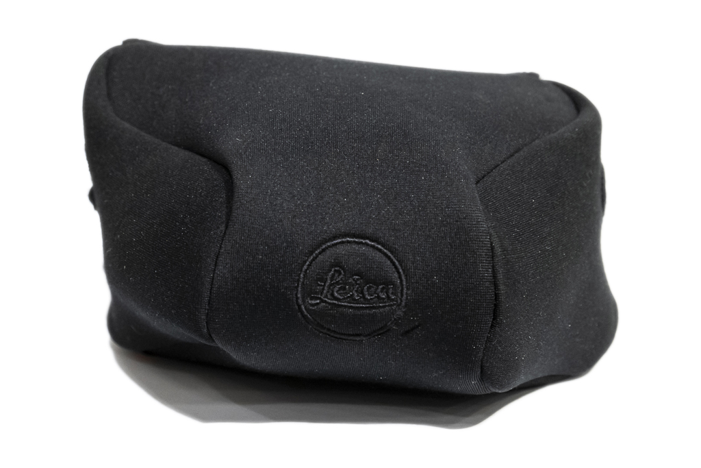 Leica Neopren Case M small front Leica Store