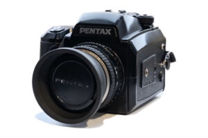 Pentax 645N + Pentax-FA 645 75/2.8